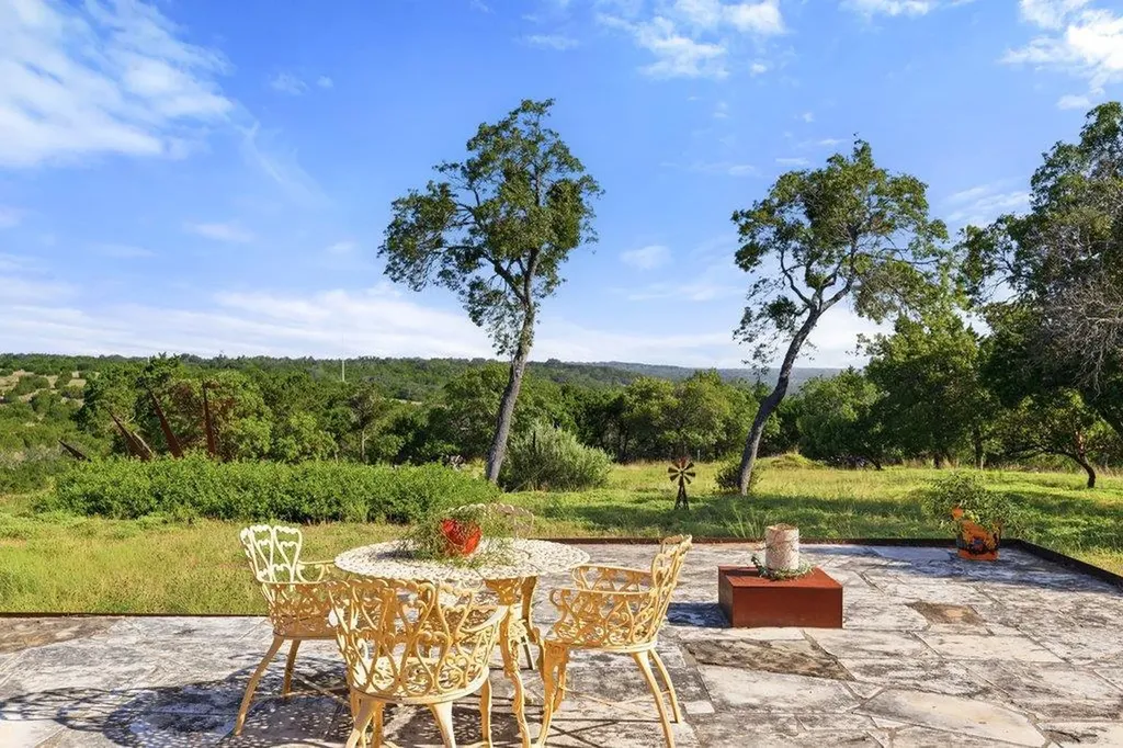 1101 Windy Hills Road Dripping Springs TX 78620