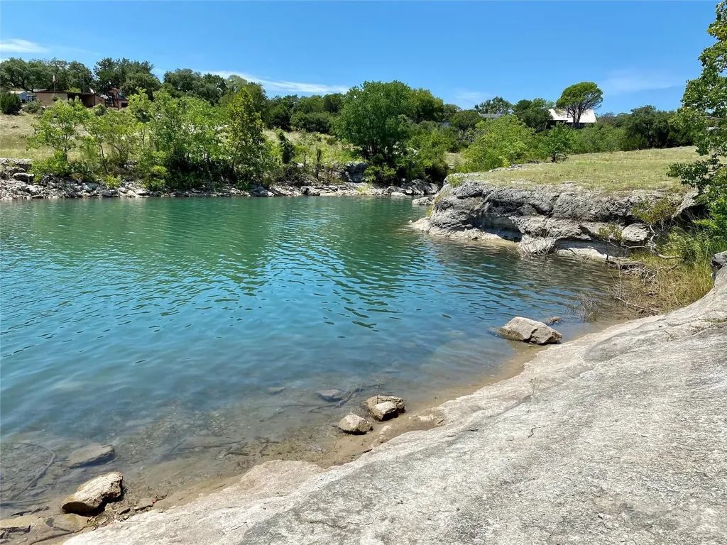 1516 Ensenada Drive Canyon Lake TX 78133