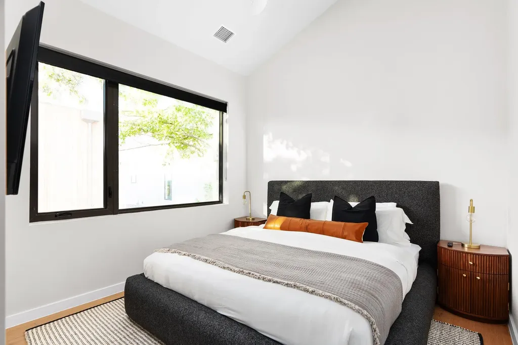 5313 Avenue G Street Austin TX 78751