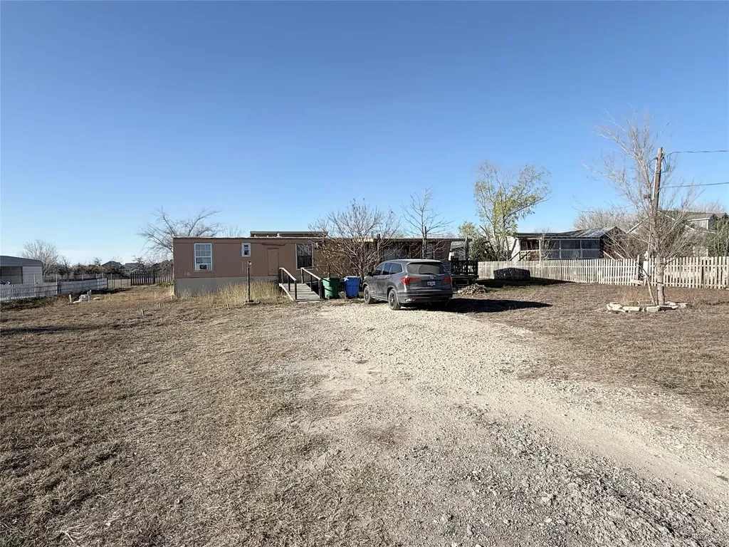 14 Summer Sun Cove Kyle TX 78640
