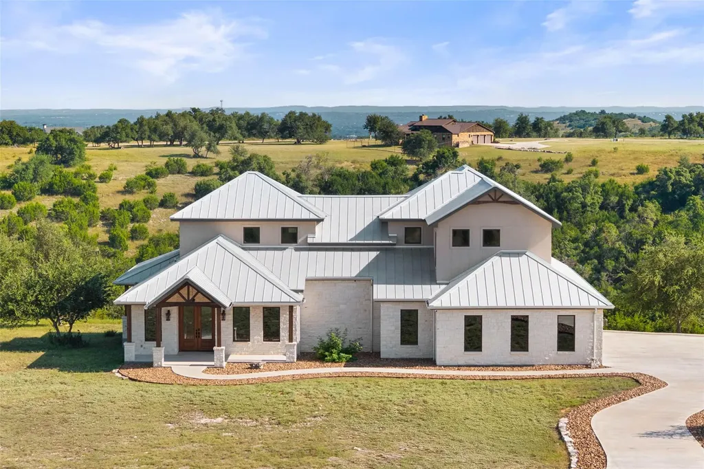234 Elk Run Cove Blanco TX 78606