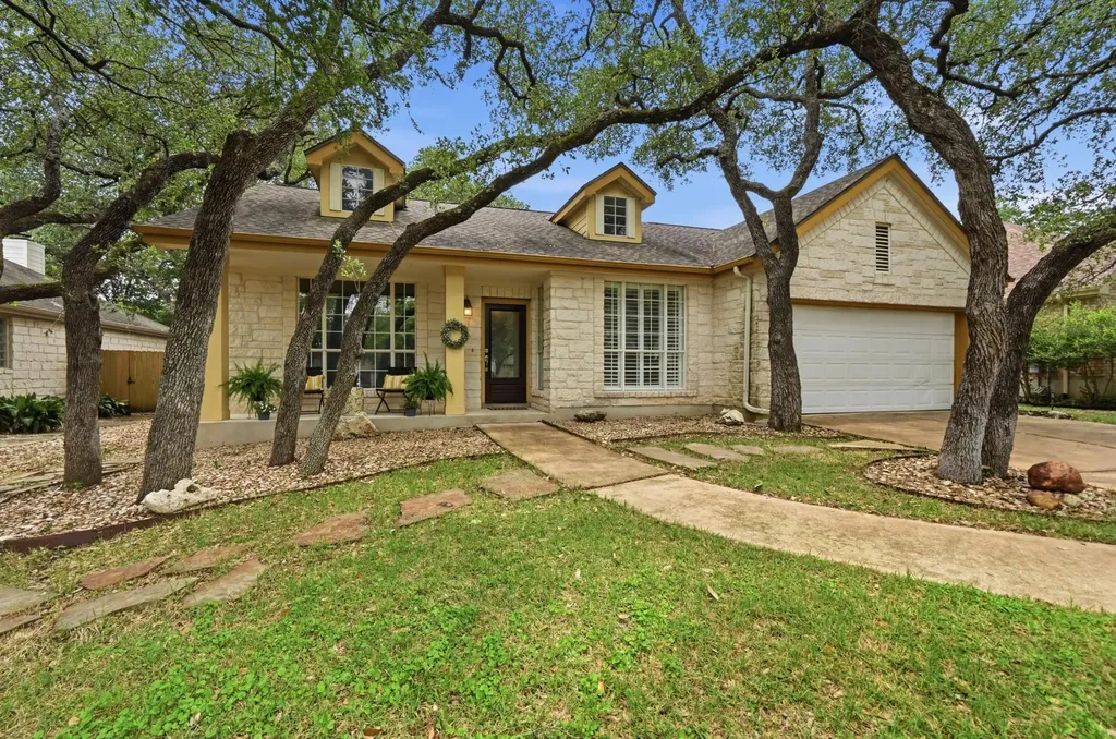 5313 Moon Shadow Drive Austin TX 78735