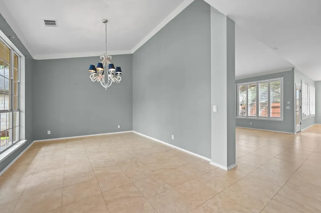 5313 Moon Shadow Drive Austin TX 78735
