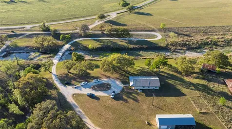 157 Chick Ranch Loop Blanco TX 78606