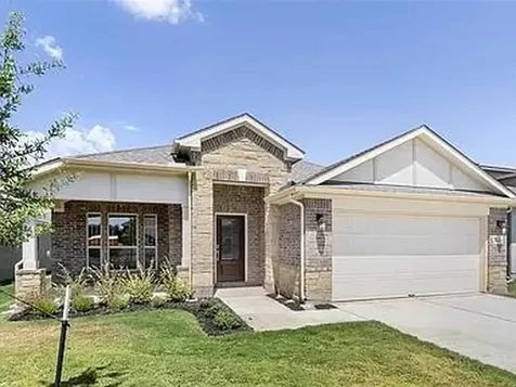 112 Falkland Street Hutto TX 78634