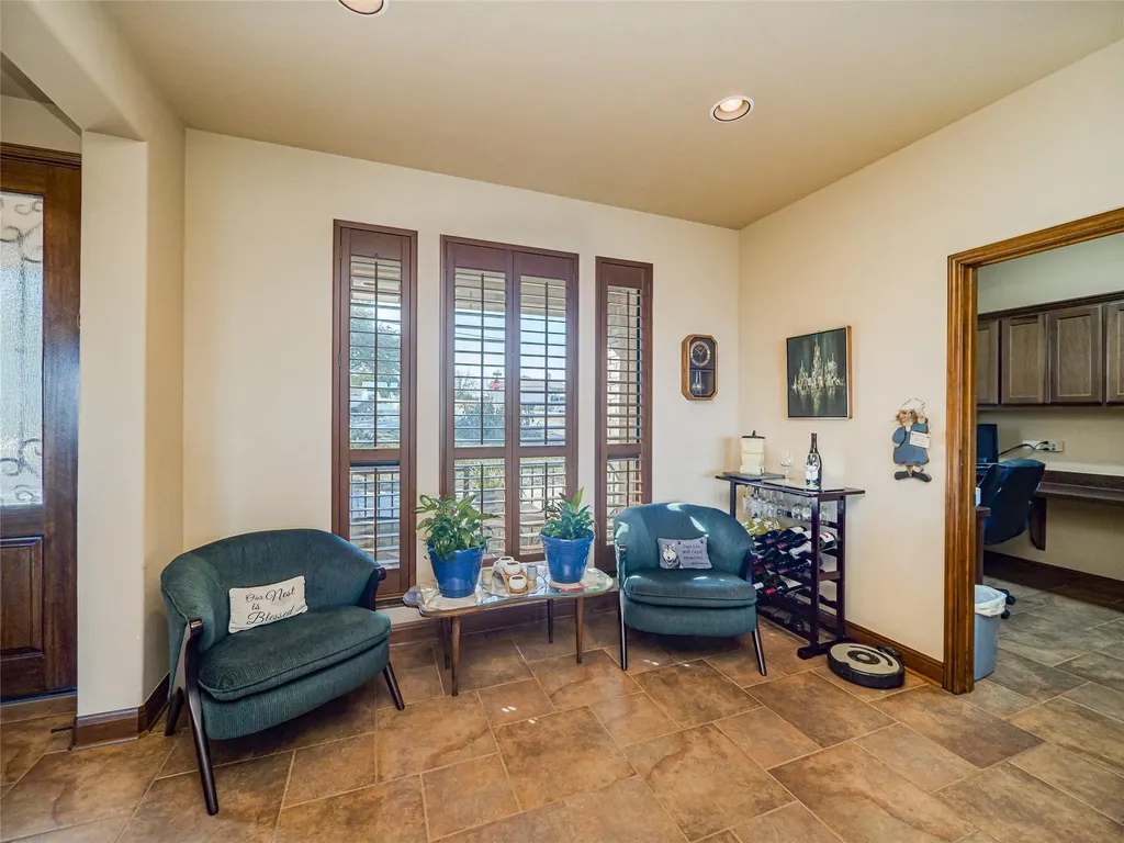 21012 North Ridge Street Lago Vista TX 78645