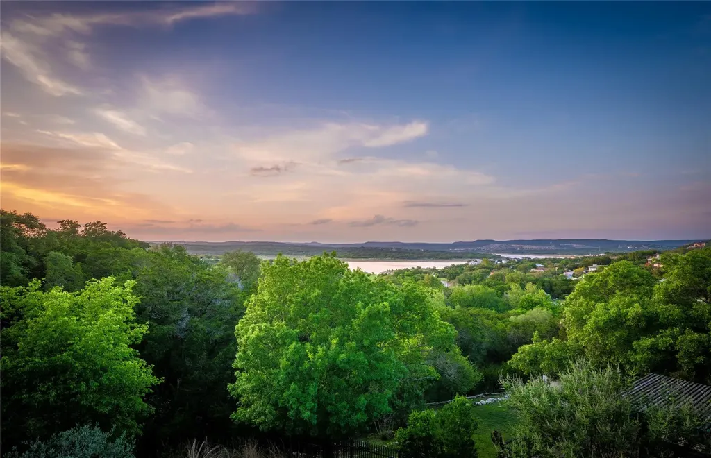 21012 North Ridge Street Lago Vista TX 78645