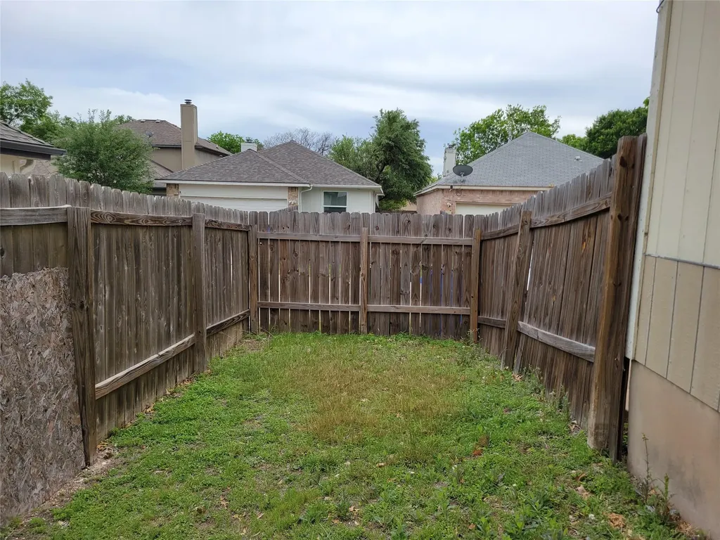 1007 Black Locust Drive Pflugerville TX 78660