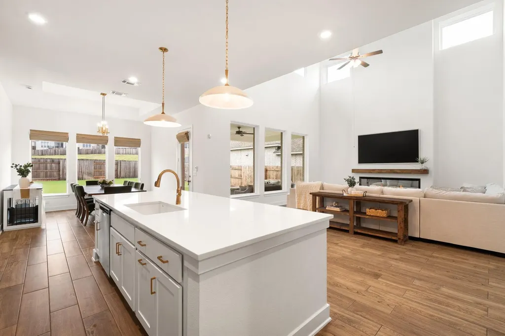 515 Watershield Cove Georgetown TX 78633
