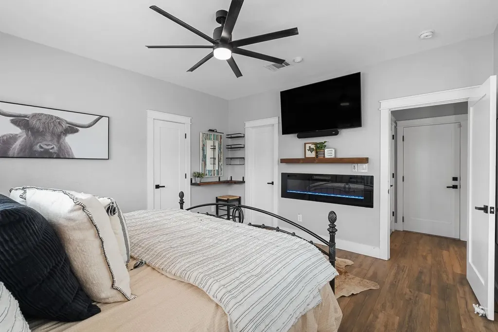 140 Shin Oak Lane Liberty Hill TX 78642