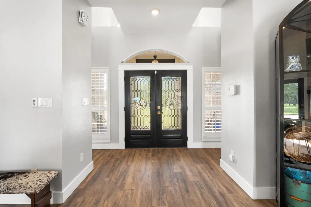140 Shin Oak Lane Liberty Hill TX 78642