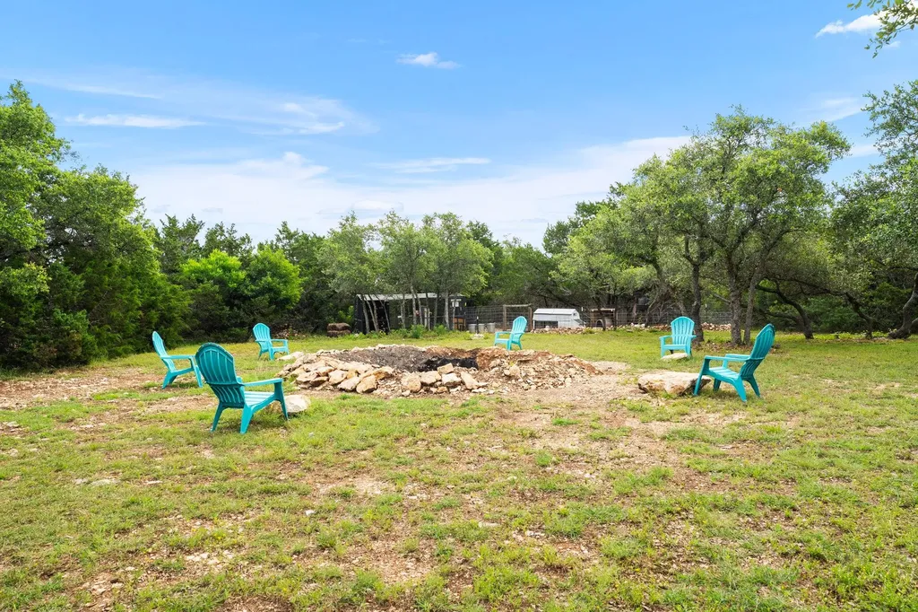 140 Shin Oak Lane Liberty Hill TX 78642