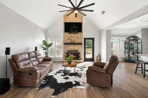 140 Shin Oak Lane Liberty Hill TX 78642