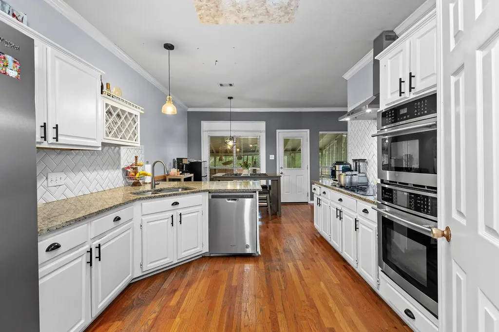 11737 Rydalwater Lane Austin TX 78754