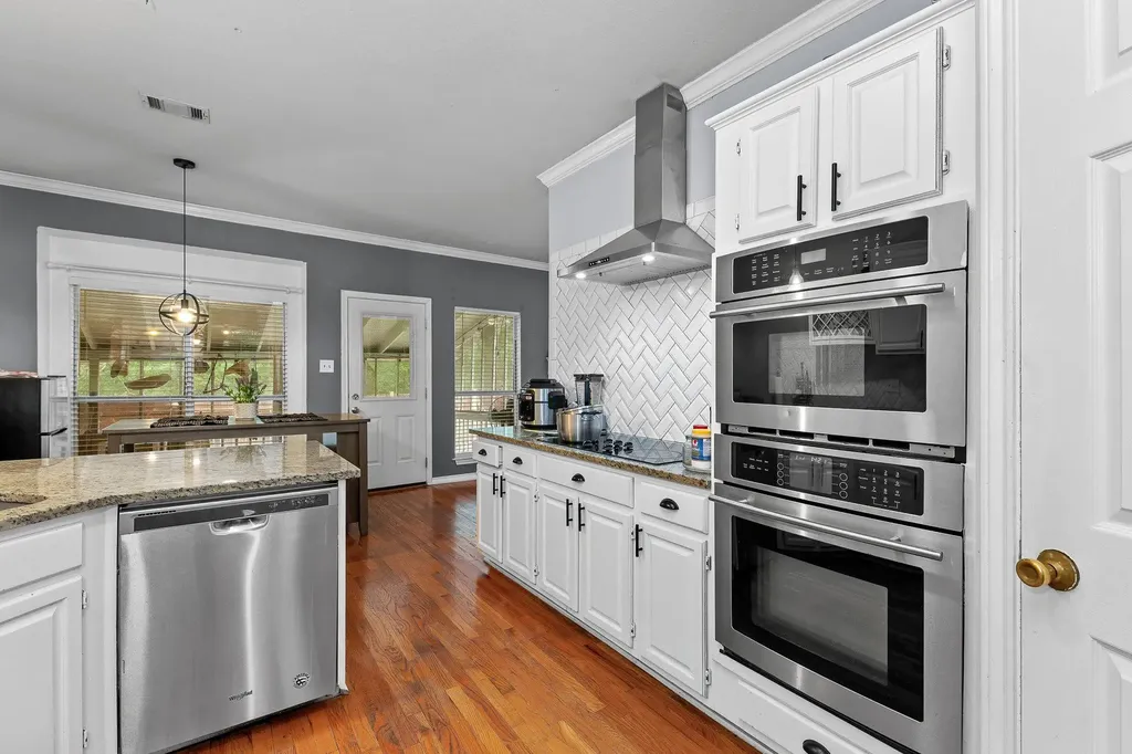 11737 Rydalwater Lane Austin TX 78754
