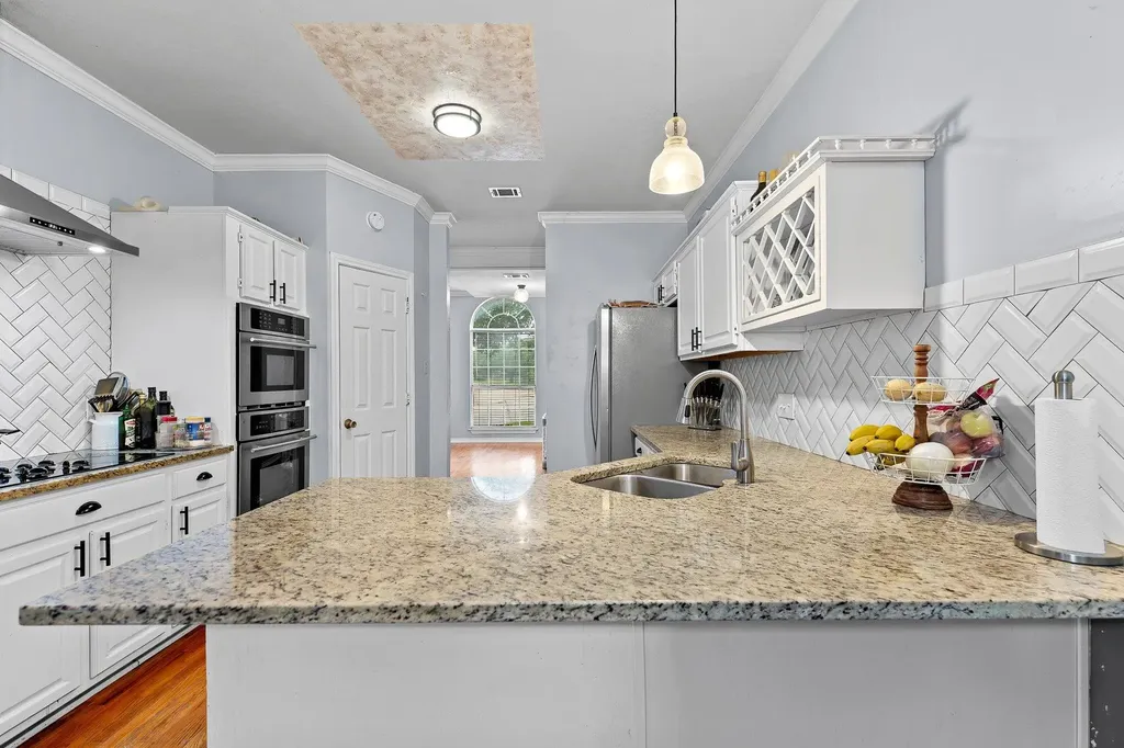 11737 Rydalwater Lane Austin TX 78754