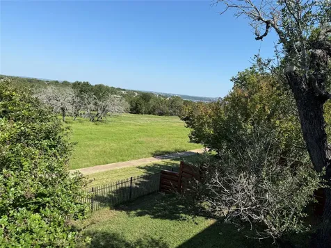 3209 Mac Arthur Avenue Lago Vista TX 78645