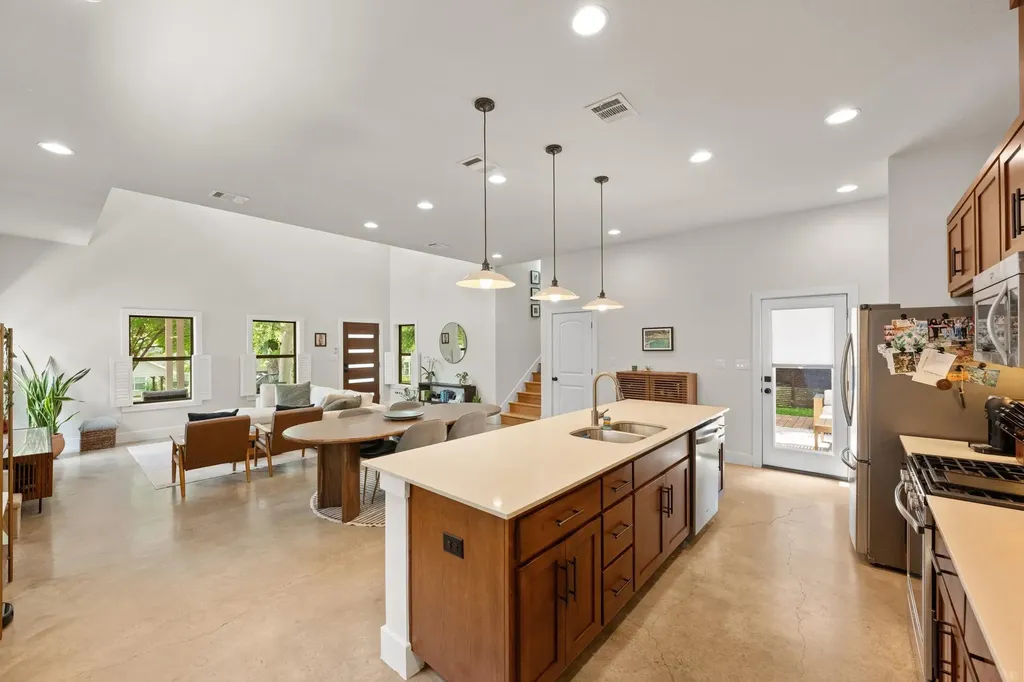 1800 Poquito Street Austin TX 78702