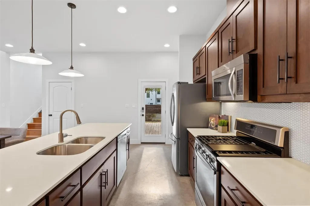 1800 Poquito Street Austin TX 78702
