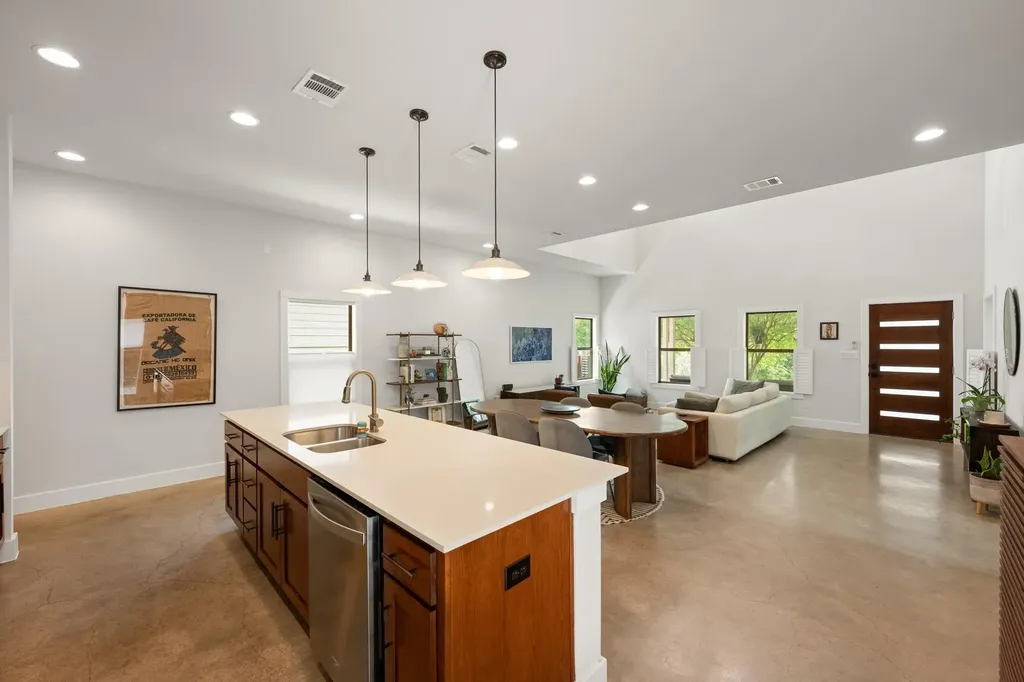 1800 Poquito Street Austin TX 78702