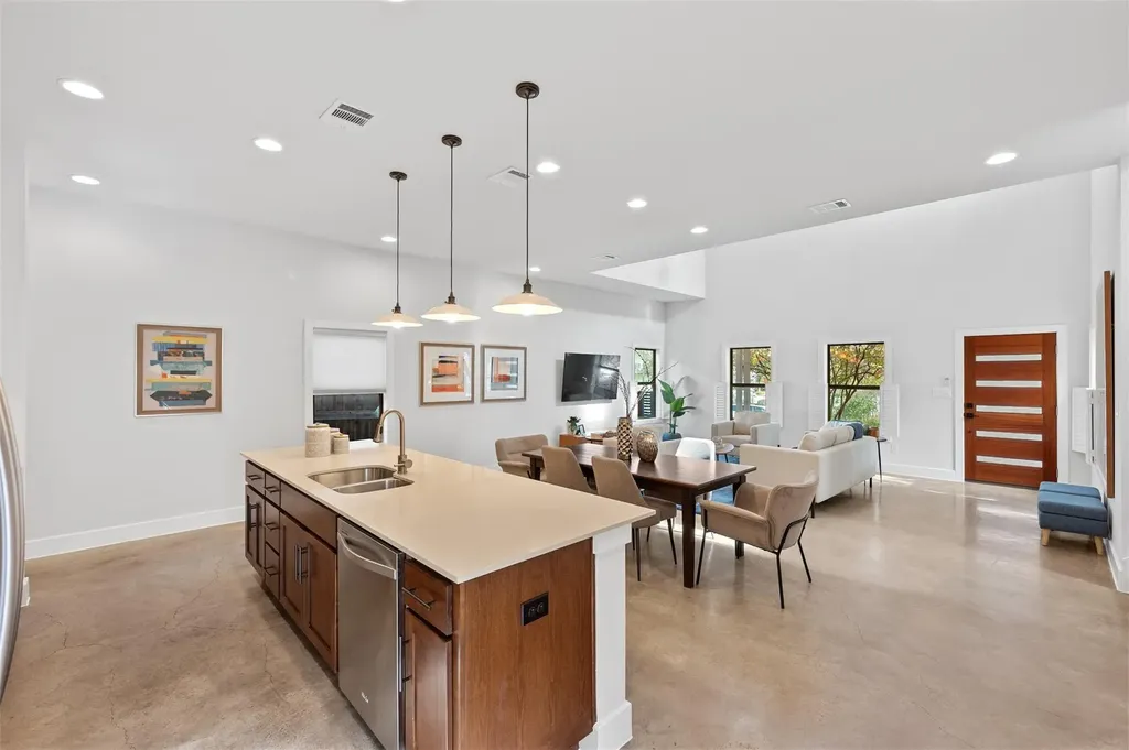 1800 Poquito Street Austin TX 78702