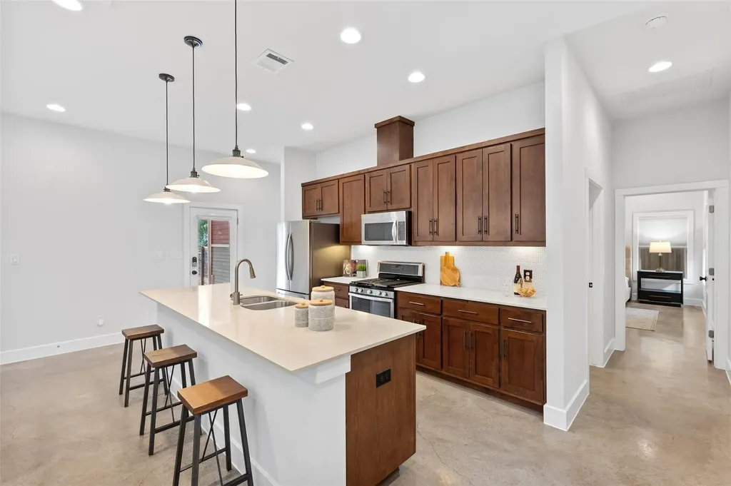 1800 Poquito Street Austin TX 78702