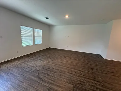 566 Gabbro Gardens Maxwell TX 78656