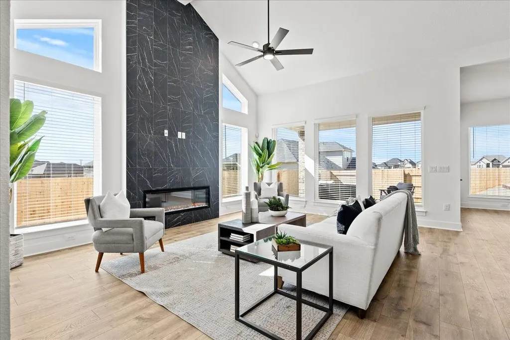 101 Agave Point Marble Falls TX 78654