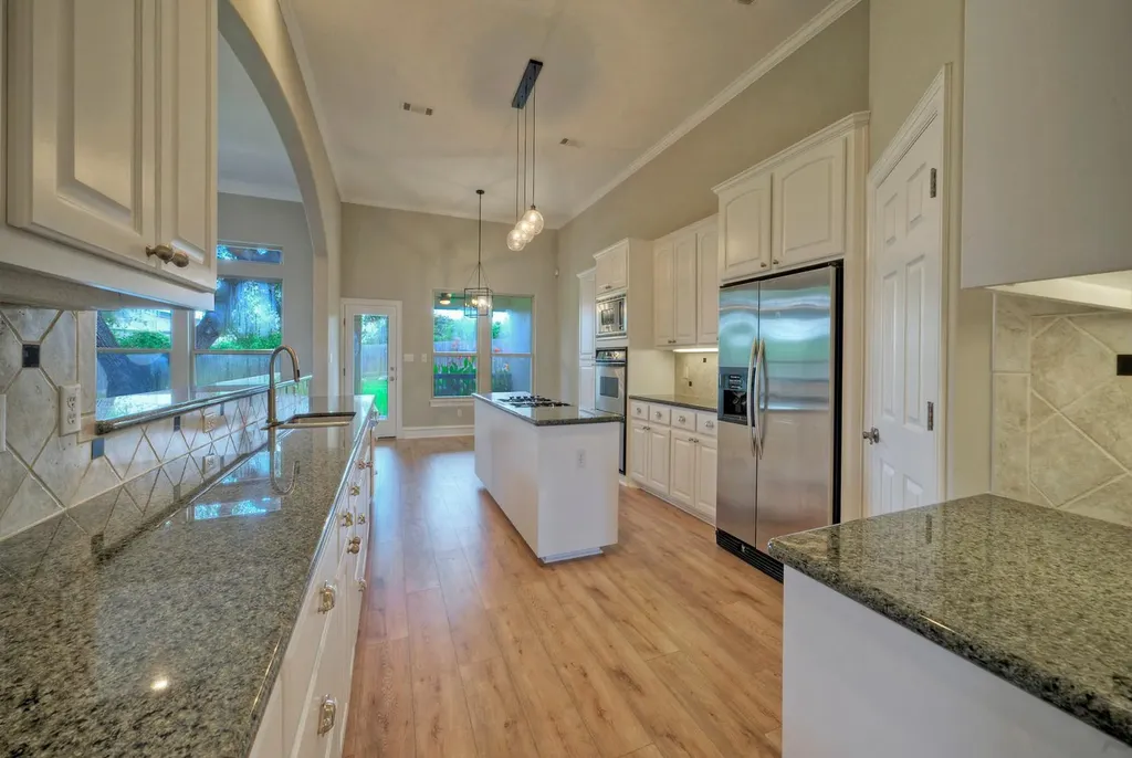 12012 Uplands Ridge Drive Bee Cave TX 78738