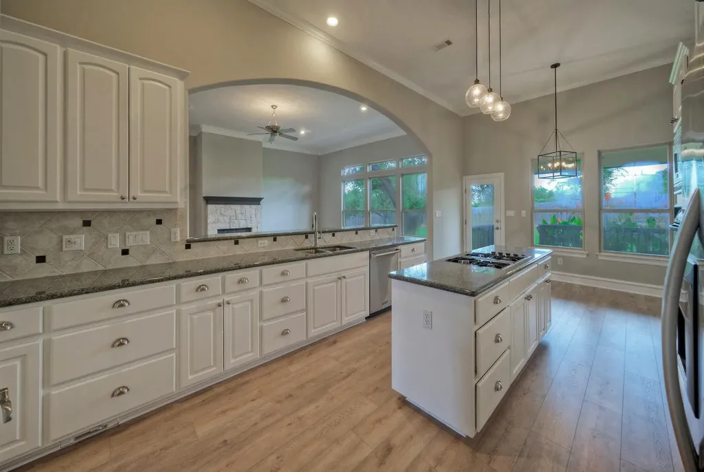 12012 Uplands Ridge Drive Bee Cave TX 78738