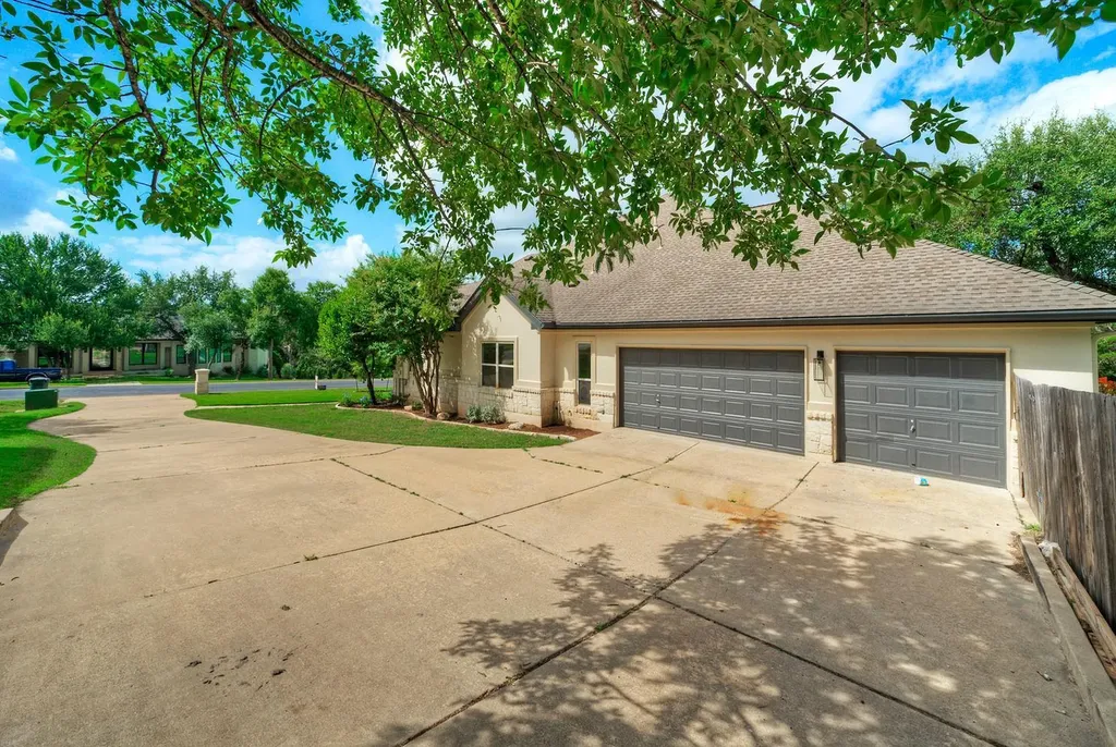12012 Uplands Ridge Drive Bee Cave TX 78738