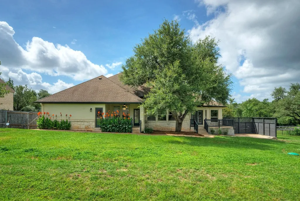 12012 Uplands Ridge Drive Bee Cave TX 78738
