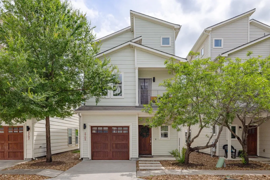 2705 Halcyon Drive Austin TX 78702