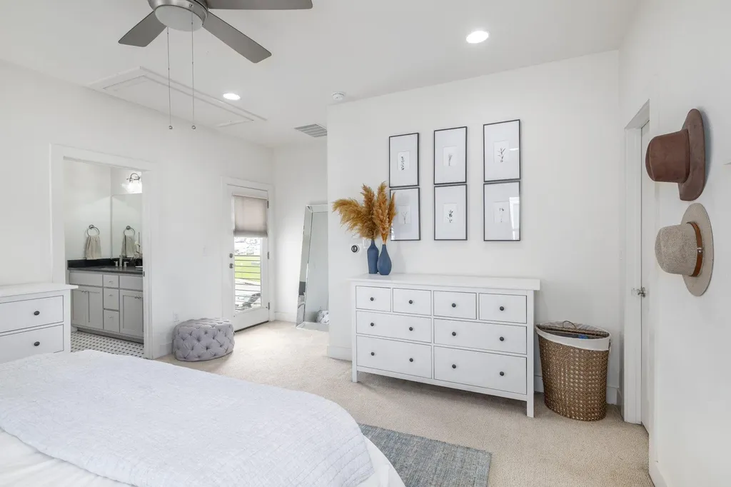 2705 Halcyon Drive Austin TX 78702