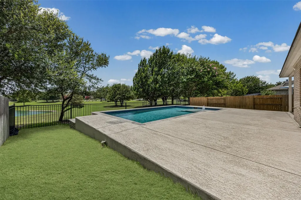 4506 Western Lake Drive Round Rock TX 78665