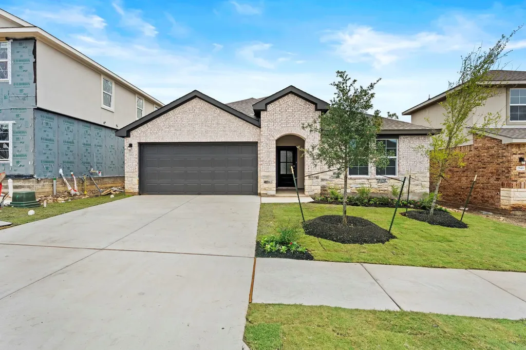 2552 Whittler Road Leander TX 78641