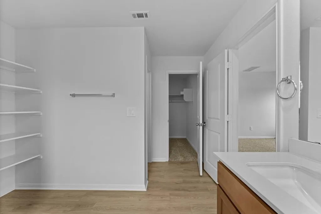 2552 Whittler Road Leander TX 78641