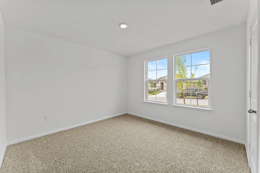 2552 Whittler Road Leander TX 78641