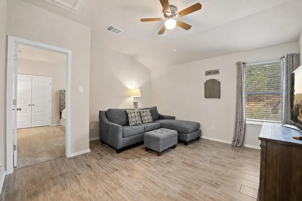 4202 Glendale Lane Lago Vista TX 78645
