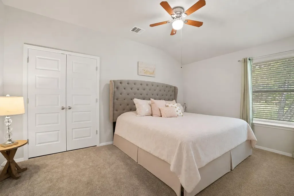 4202 Glendale Lane Lago Vista TX 78645