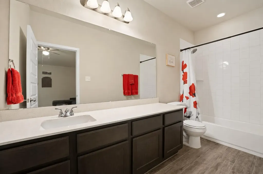 4202 Glendale Lane Lago Vista TX 78645