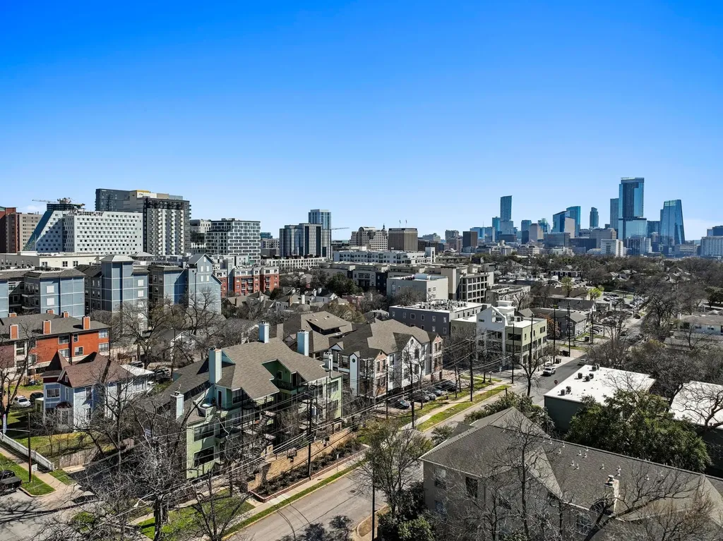 915 W 22nd 1/2 Street Austin TX 78705