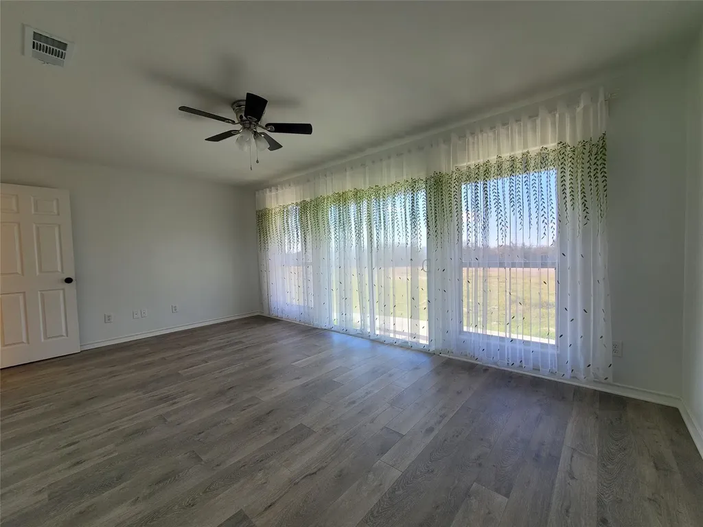 208 Newcastle Drive Red Rock TX 78662