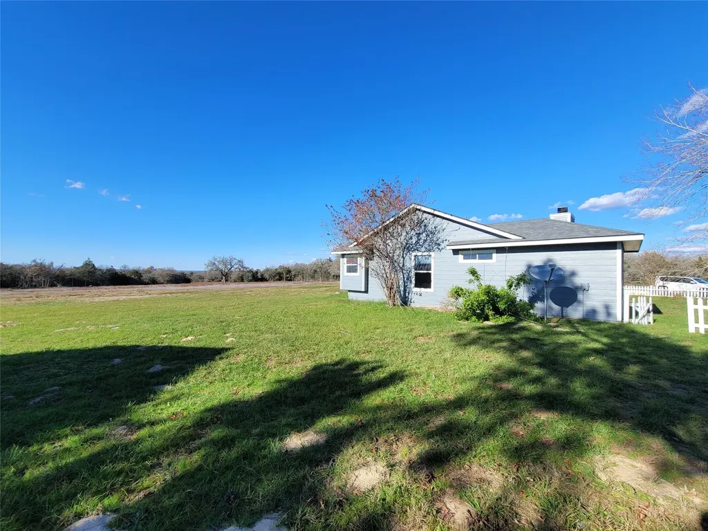 208 Newcastle Drive Red Rock TX 78662
