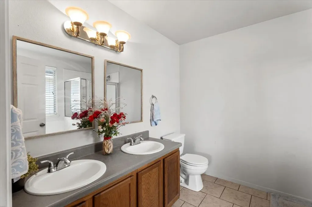 5105 Bantom Woods Bend Austin TX 78724