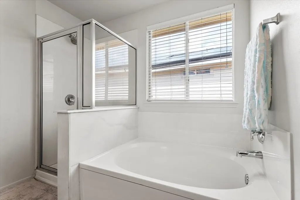 5105 Bantom Woods Bend Austin TX 78724