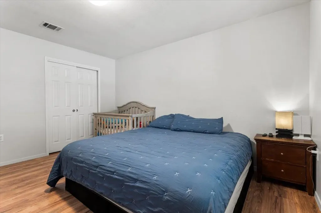 5105 Bantom Woods Bend Austin TX 78724