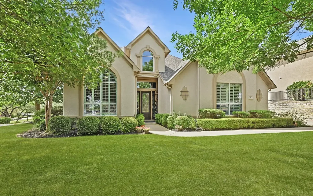 111 Whitley Drive Austin TX 78738