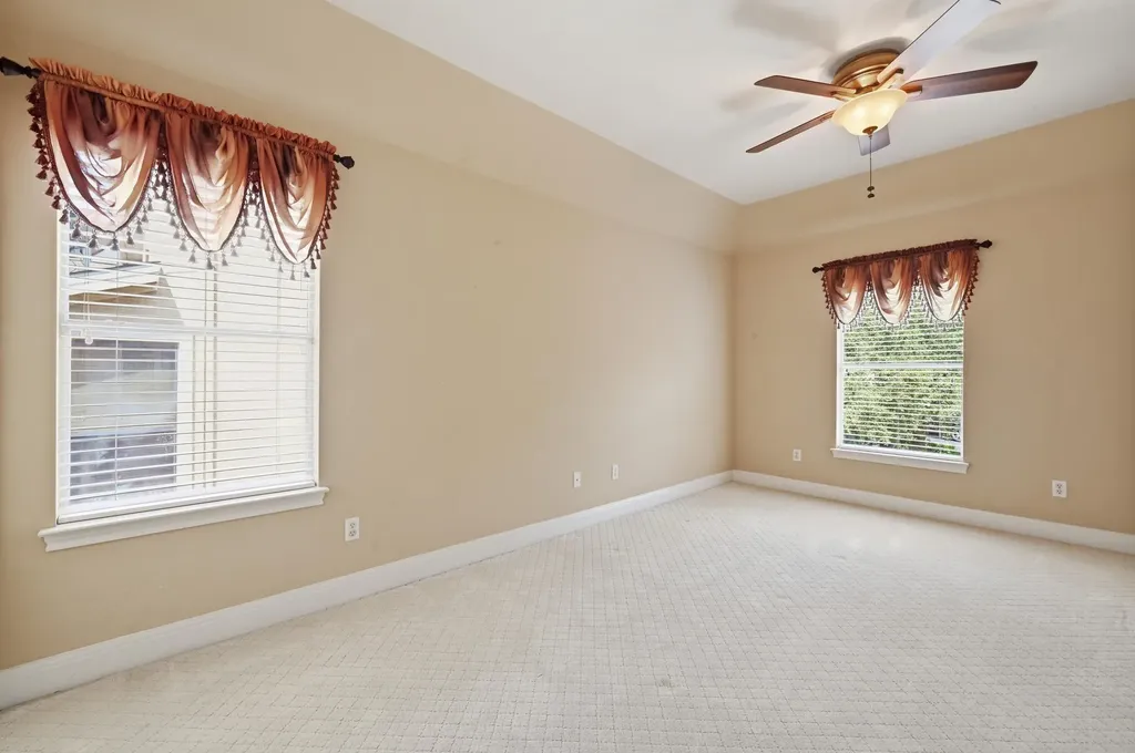 111 Whitley Drive Austin TX 78738