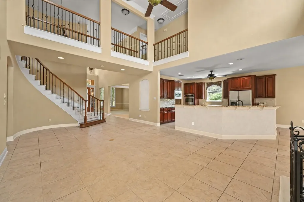 111 Whitley Drive Austin TX 78738